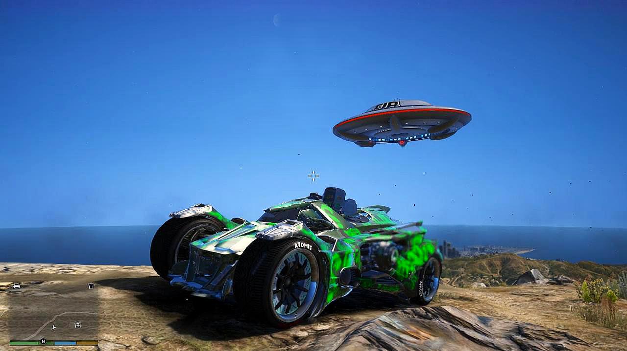 gta5:特警驾驶蝙蝠战车挑战c山,这战车开起来真带劲