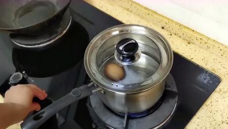 如何煮鸡蛋才能鲜嫩又好剥皮?只需加一样东西就可以了
