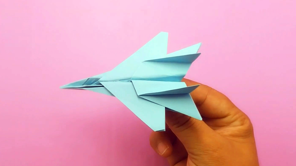 燕子的滑翔纸飞机看起来酷酷的,折法很简单,手工折纸教程 5男孩子都很
