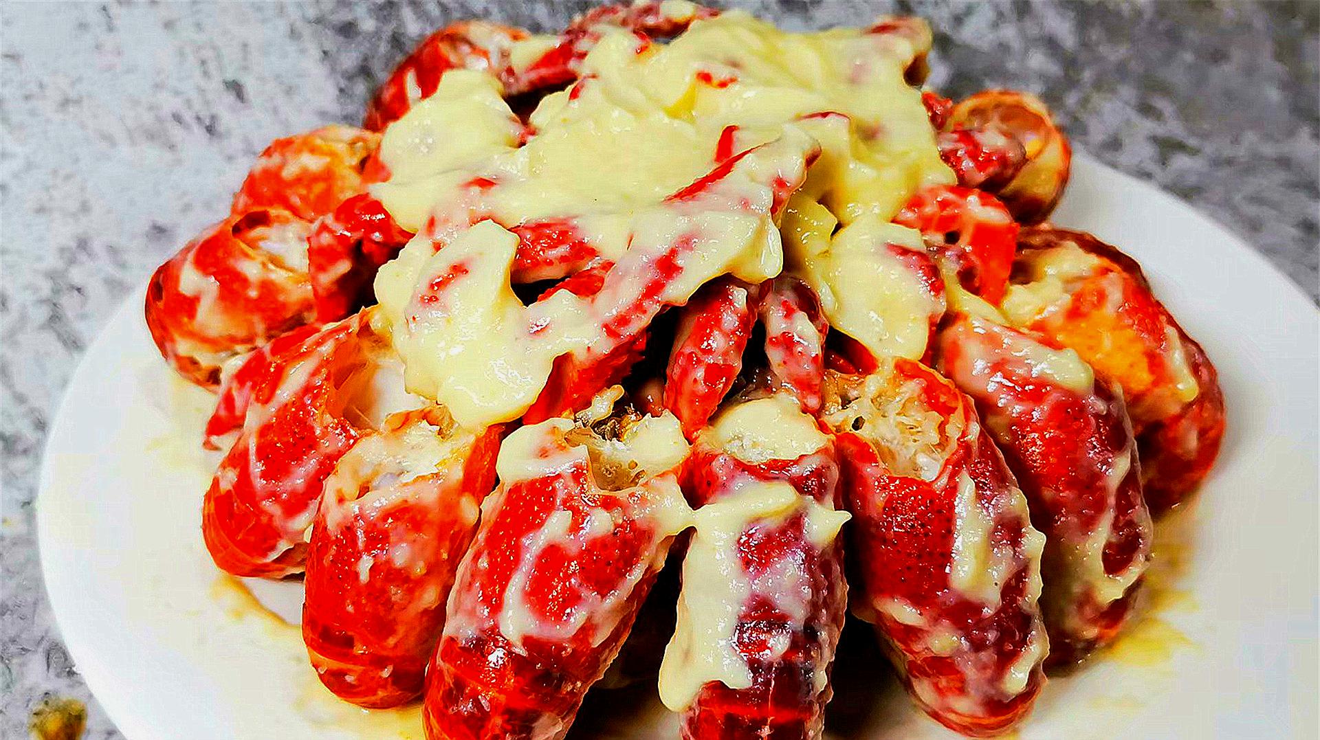 大厨教你做小龙虾美食第4期,榴莲小龙虾,这口感真的太好吃了