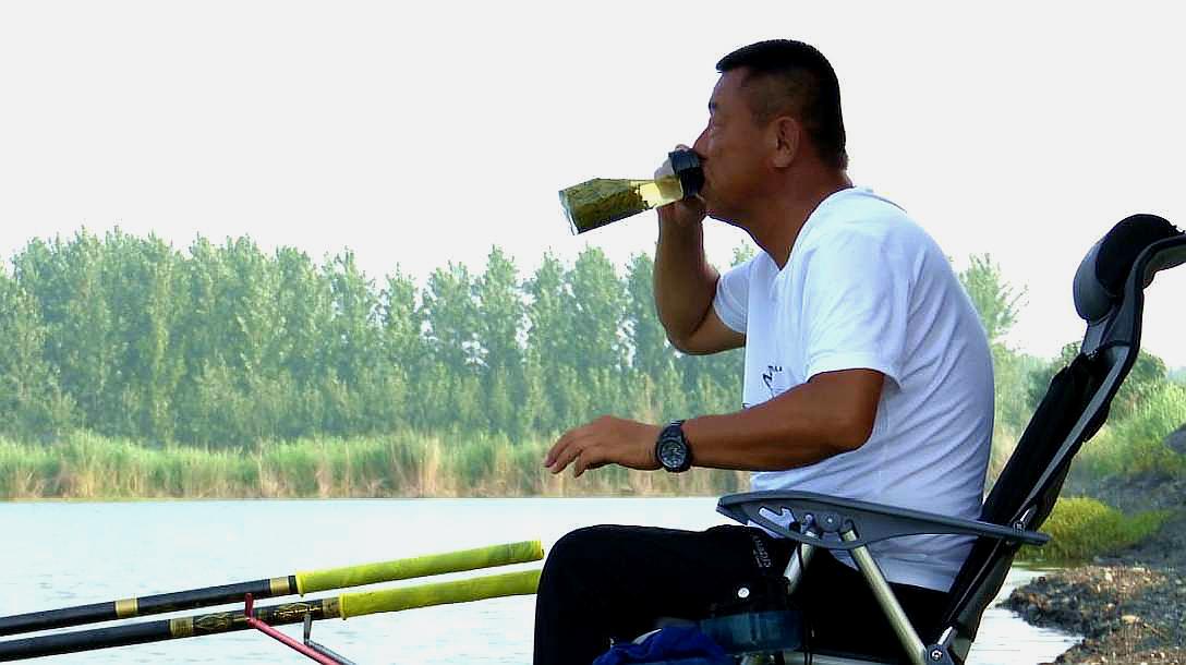 李大毛钓大鱼系列,看看李大毛钓大鱼的那些精彩瞬间!