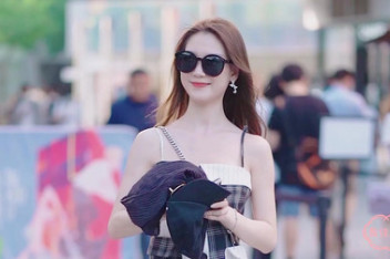 3个月前简介:时尚穿搭高小美,喜欢高跟鞋丝袜的颜值才艺主播