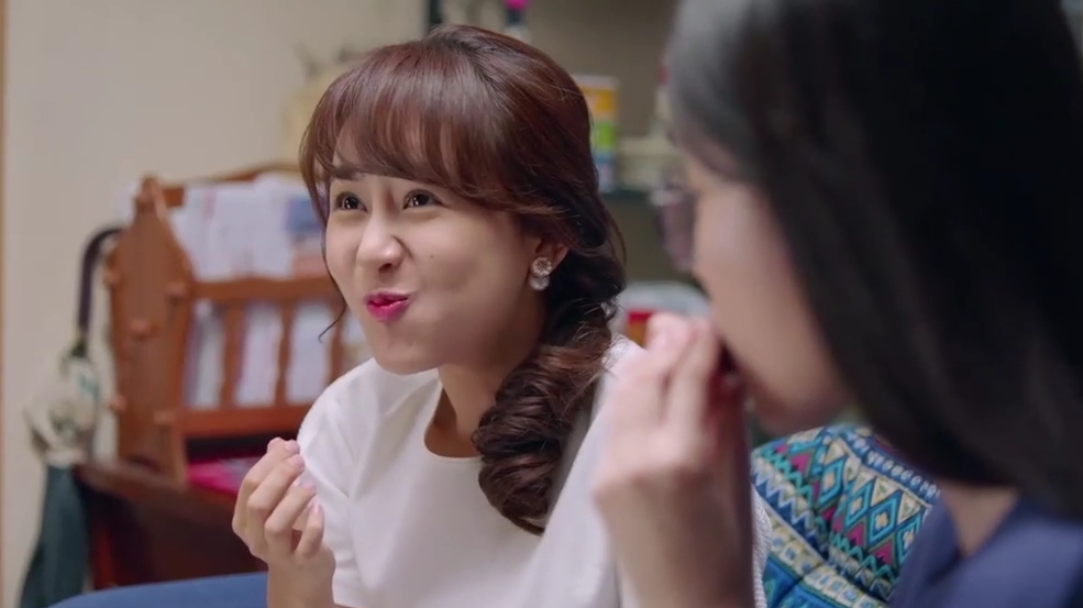 欢乐颂:邱莹莹这段戏都笑场了,樊胜美竟然憋住没笑,真是佩服!