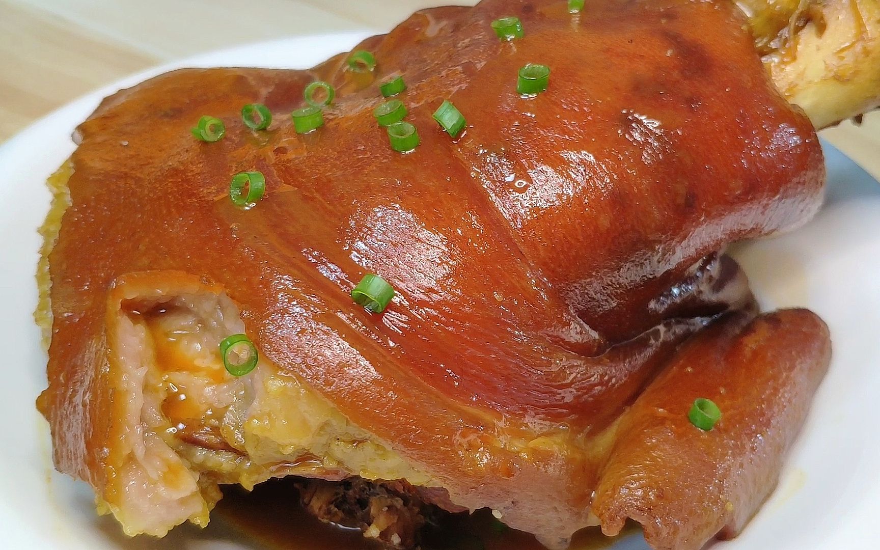 红焖肘子怎么做更美味