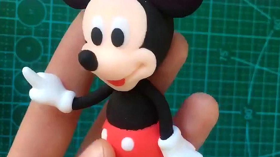 迪士尼动画是我们童年的回忆,用超轻黏土也可以做出米奇,好可爱