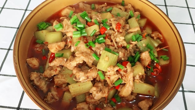 外婆教的生焖兔肉的做法,外香里嫩,很家常,非常下饭