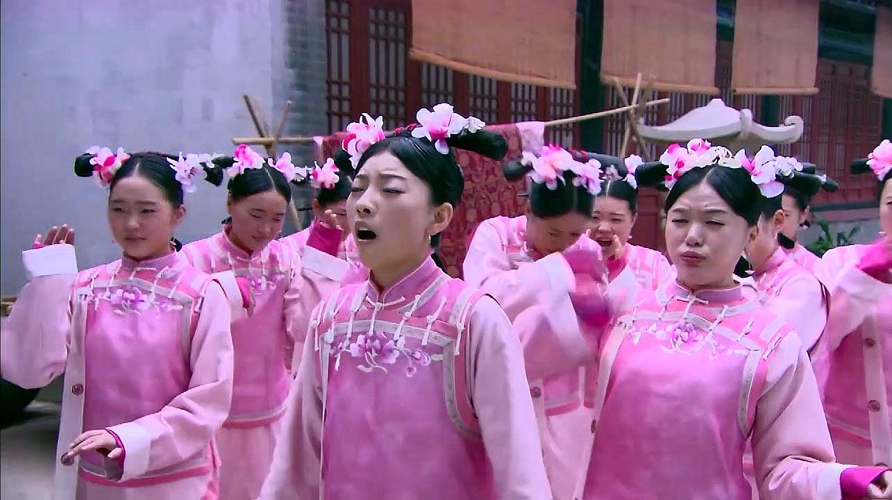 宫锁心玉:宫女们很好奇,晴川在做什么?古代人闻所未闻