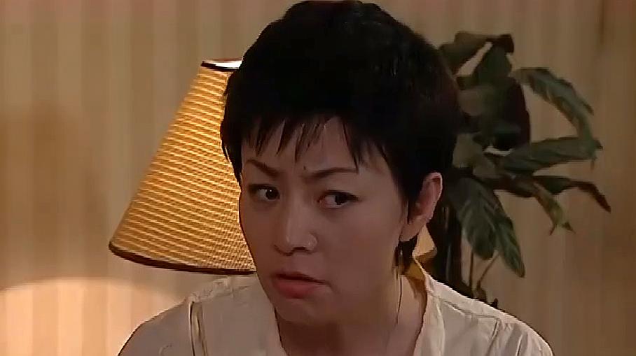 家有儿女:爸妈探讨小雨写日记,刘梅想掌握孩子新动向,服了!