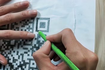 网格画二维码我爱你_百度视频搜索